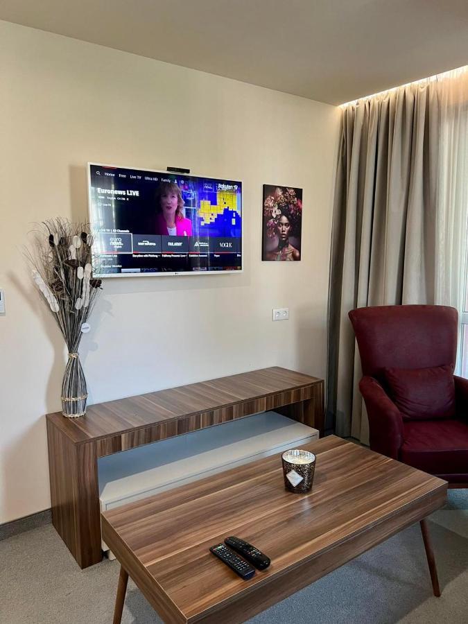 Floral Boutique Hotel Pleven Ngoại thất bức ảnh