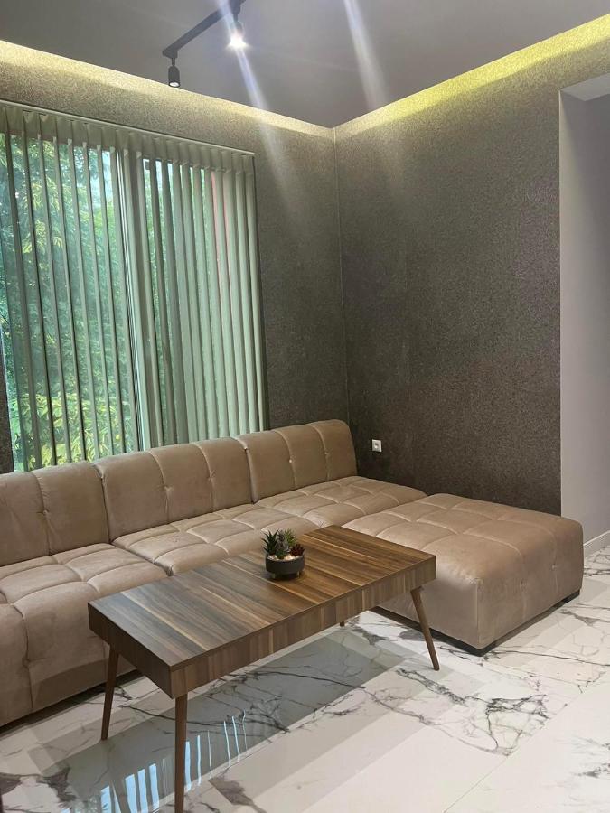 Floral Boutique Hotel Pleven Ngoại thất bức ảnh
