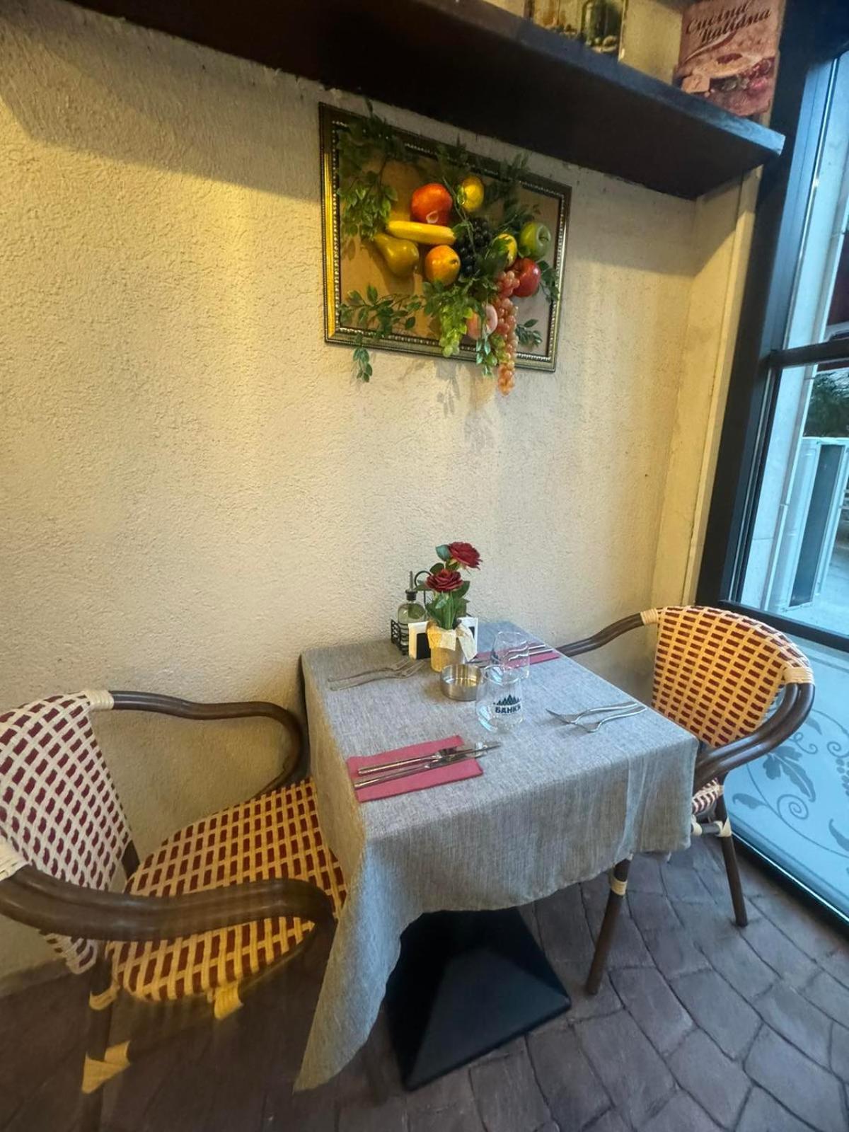 Floral Boutique Hotel Pleven Ngoại thất bức ảnh